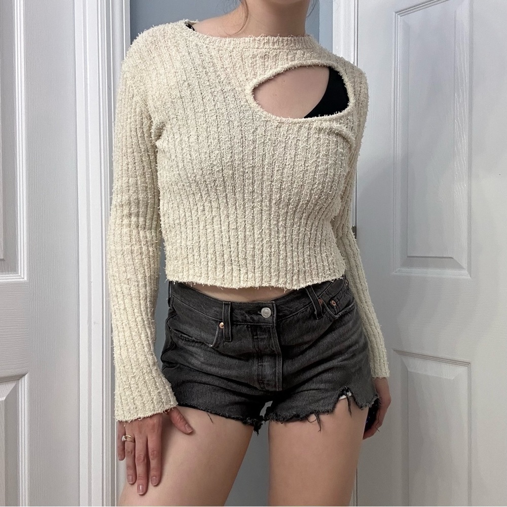 Zara Sweater Cropped Cream Cut Out Streetwear Indie Knit Ribbed Casual Medium